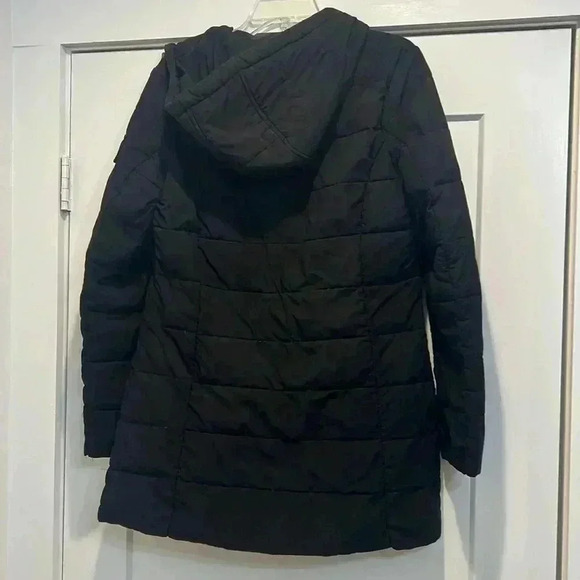 Lauren Ralph Lauren black puffer coat size small petite. In great condition! - Picture 7 of 7